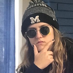 Meet your Posher, Madison